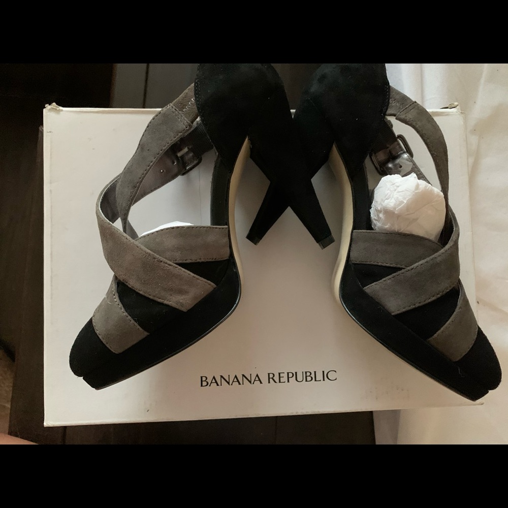 Banana Republi Peeptoe Shoe